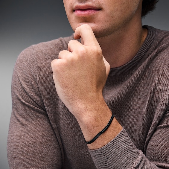 5.0mm Herringbone Chain Bracelet in Solid Stainless Steel with matte Black Ion Plate - 8.5