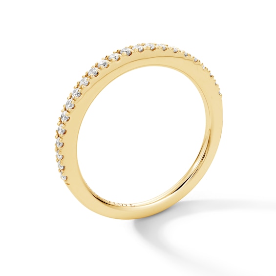 Vera Wang Love Collection 1/4 CT. T.w. Diamond Band in 14K Gold
