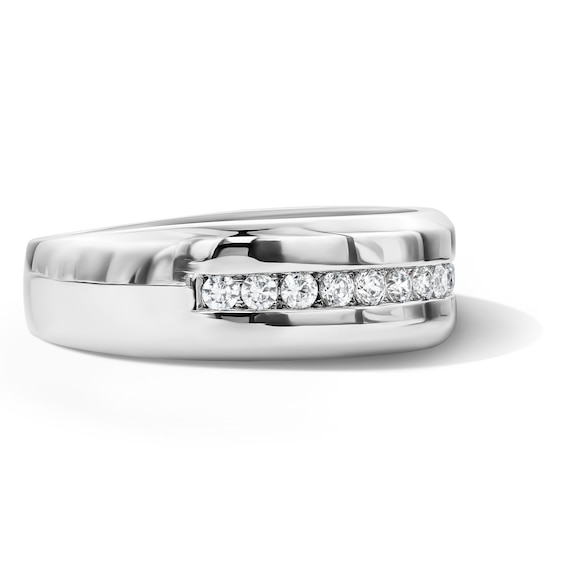 Vera Wang Men’s 1/2 CT. T.w. Channel-Set Lab-Grown Diamond Band in 14K White Gold (F/Vs2)