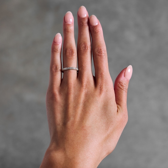 Vera Wang Love Collection 3/4 CT. T.w. Certified Lab-Grown Diamond Three-Sided Band in 14K Gold (F/Vs2)