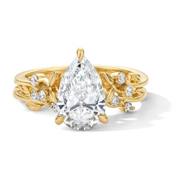 2-1/4 CT. T.w. Pear-Shaped Certified Lab-Grown Diamond Leaf and Vine Bridal Set in 14K Gold (F/Vs2)