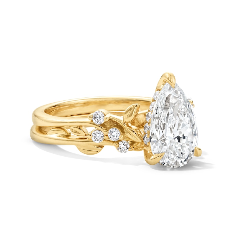 Main Image 3 of 2-1/4 CT. T.W. Pear-Shaped Certified Lab-Grown Diamond Leaf and Vine Bridal Set in 14K Gold (F/VS2)