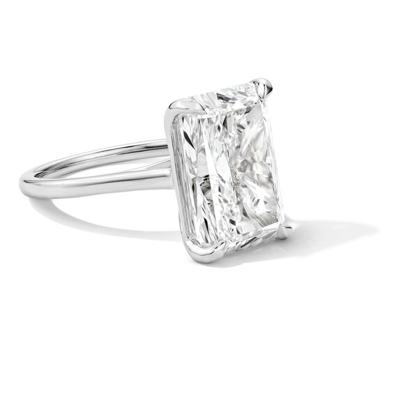 8 CT. T.w. Radiant-Cut Certified Lab-Grown Diamond Solitaire Engagement Ring in 14K Gold (F/Vs2