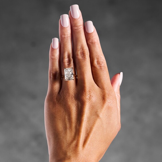 8 CT. T.w. Radiant-Cut Certified Lab-Grown Diamond Solitaire Engagement Ring in 14K Gold (F/Vs2)