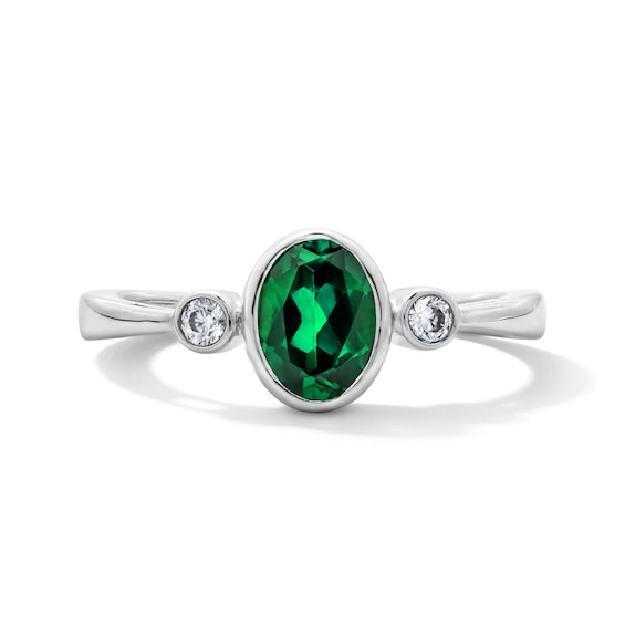 Oval Lab-Created Emerald and 1/15 CT. T.w. Lab-Grown Diamond Ring in Sterling Silver (F/Vs2)