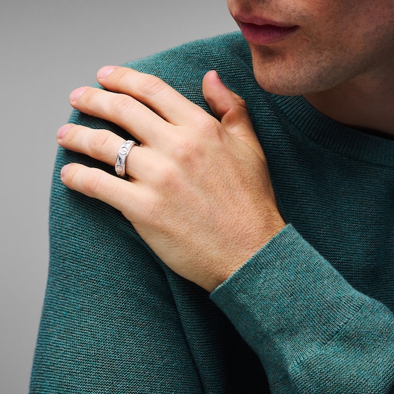 Diamond-Cut Patterned Wedding Band in Sterling Silver