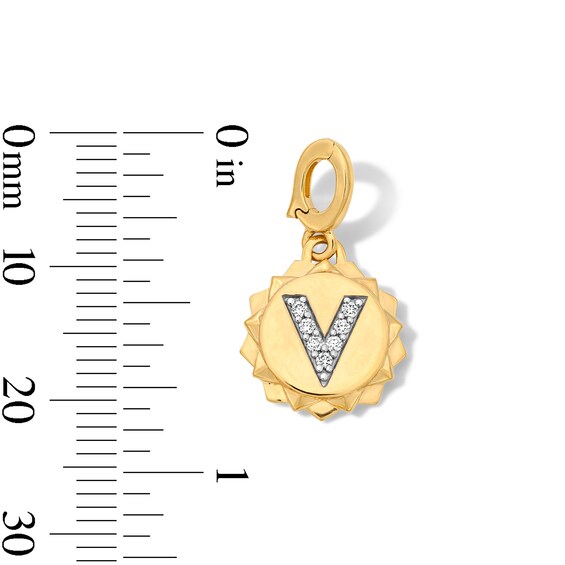 1/20 CT. T.w. Pavé Certified Lab-Grown Diamond Initial “V” Star Frame Necklace Charm in 10K Gold (F/Vs2)