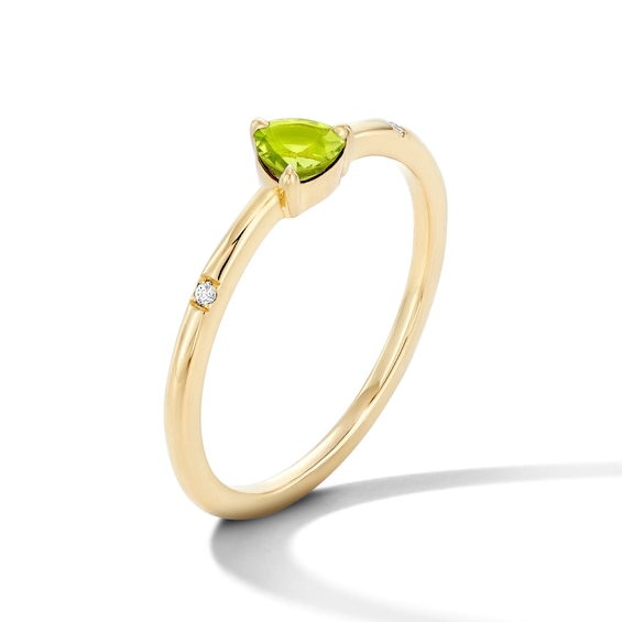 Trillion-Cut Peridot and Lab-Grown Diamond-Accent Stackable Ring in 10K Gold (F/Vs2)