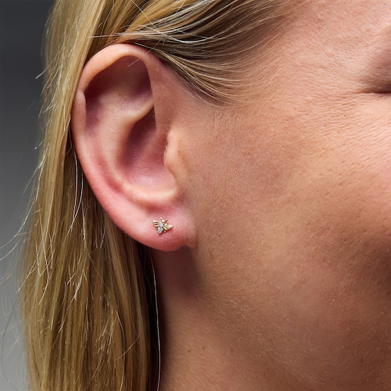 Lab-Grown Diamond-Accent Bee Single Cartilage Stud Earring in 14K Gold (F/Vs2)