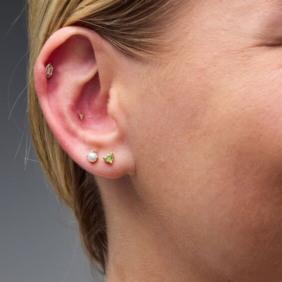 Trillion-Cut Peridot Solitaire Stud Earrings in 10K Gold