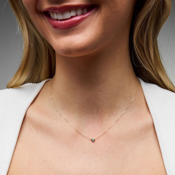 Pear-Shaped Emerald Solitaire Necklace in 10K Gold