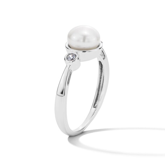 7.0mm Freshwater Cultured Pearl and 1/10 CT. T.w. Lab-Grown Diamond Ring in Sterling Silver