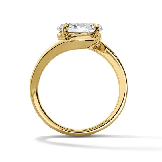 2 CT. T.w. Oval-Cut Certified Lab-Grown Diamond East-West Solitaire Engagement Ring in 14K Gold (F/Vs2)