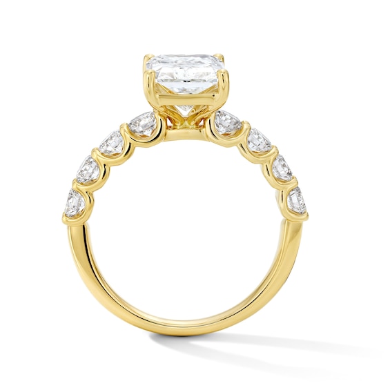 4 CT. T.w. Radiant-Cut Certified Lab-Grown Diamond Engagement Ring in 14K Gold (F/Vs2)