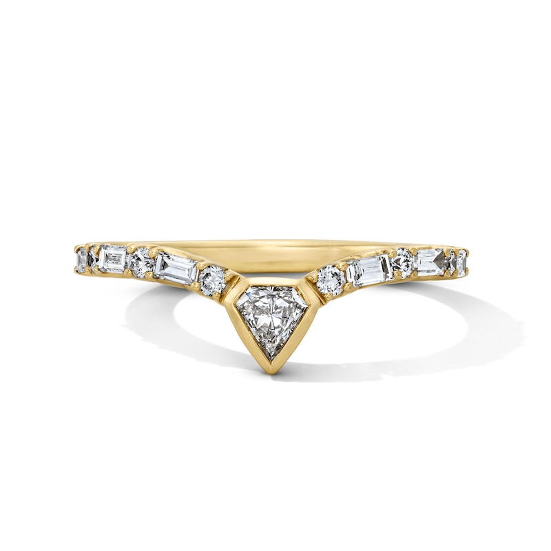 Main Image 1 of 1/2 CT. T.W. Shield-Shaped Lab-Grown Diamond Anniversary Band in 14K Gold (F/VS2)