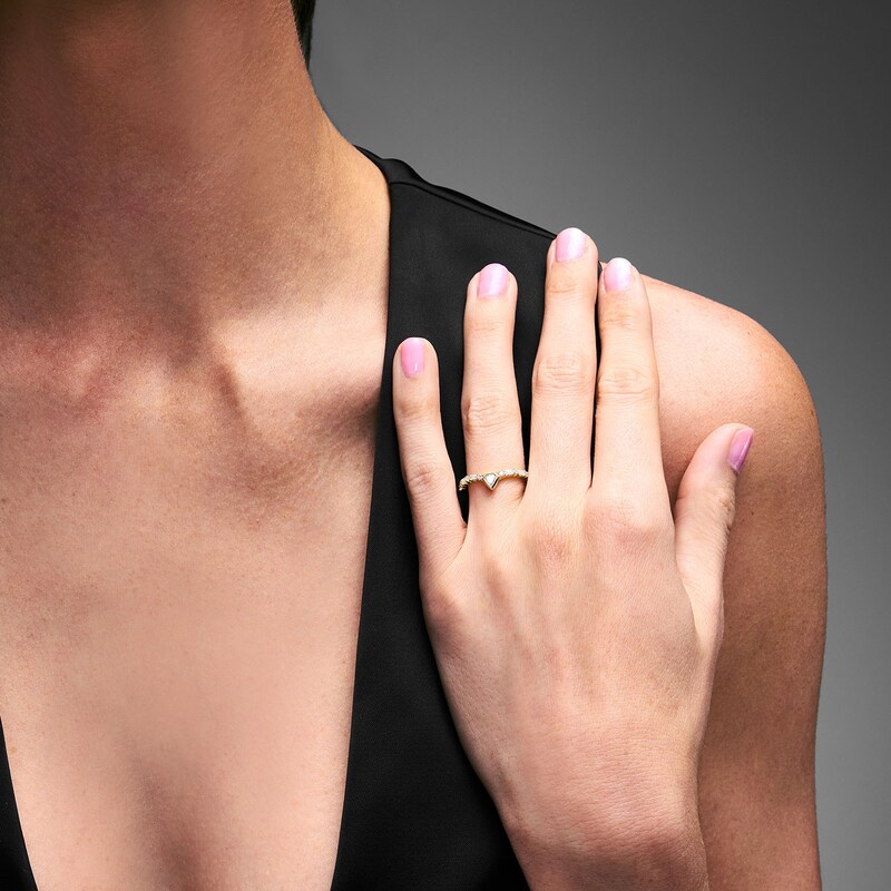 Main Image 2 of 1/2 CT. T.W. Shield-Shaped Lab-Grown Diamond Anniversary Band in 14K Gold (F/VS2)