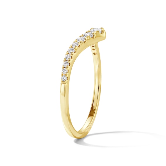 1/4 CT. T.w. Diamond Graduated Contour Band in 14K Gold