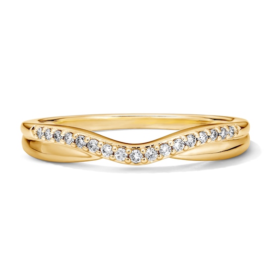 1/10 CT. T.w. Diamond Chevron Band in 14K Yellow Gold