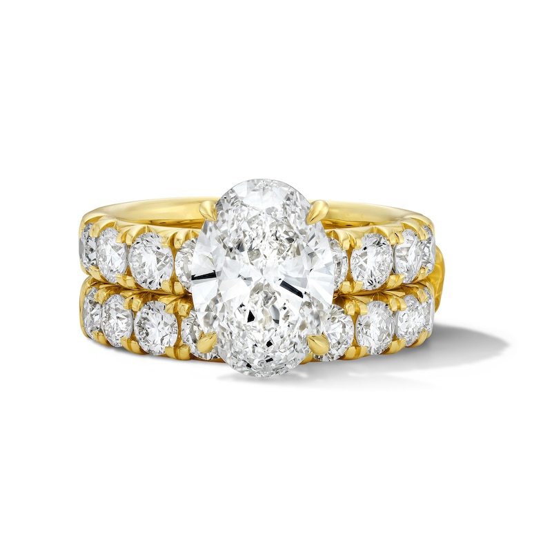 Main Image 1 of 5-1/2 CT. T.W. Oval Certified Lab-Grown Diamond Bridal Set in 14K Gold (F/VS2)