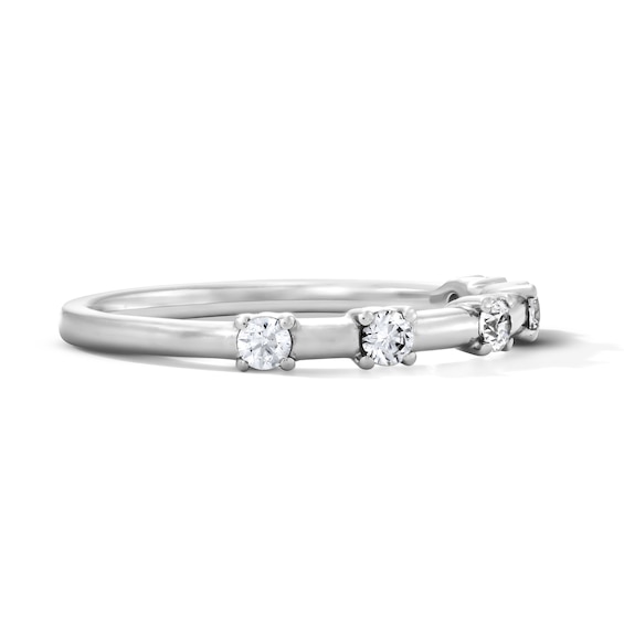 1/4 CT. T.w. Lab-Grown Diamond Five-Stone Station Anniversary Band in 14K White Gold (F/Vs2)