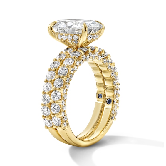 Vera Wang Love Collection 5-1/5 CT. T.w. Oval Certified Lab-Grown Diamond Bridal Set in 14K Gold (F/Vs2)