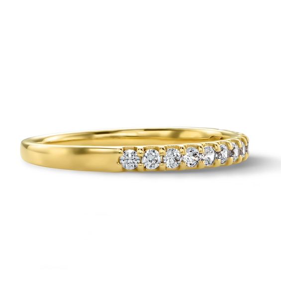 1/4 CT. T.w. Diamond Anniversary Band in 14K Gold