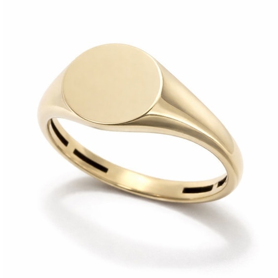 Oval Signet Ring in Semi-Solid 10K Gold