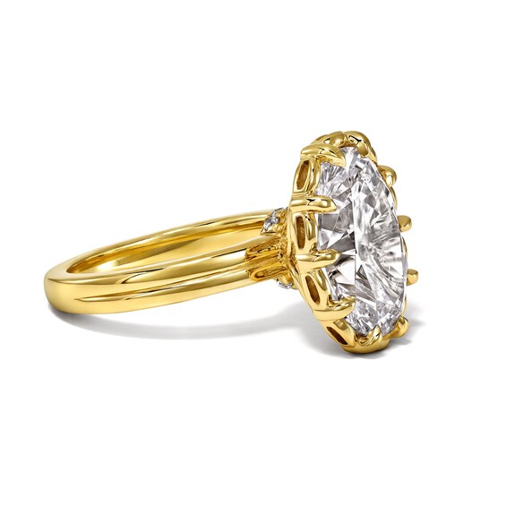 4 CT. T.w. Certified Oval Lab-Grown Diamond Solitaire Engagement Ring in 14K Gold (F/Vs2)