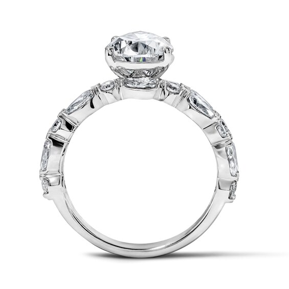 Romantic Bouquet 4 CT. T.w. Certified Pear-Shaped Lab-Grown Diamond Bridal Set in 14K White Gold (F/Vs2)