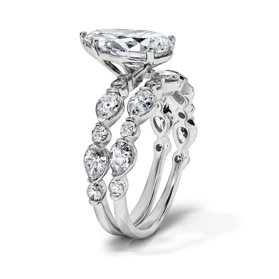 Romantic Bouquet 4 CT. T.w. Certified Pear-Shaped Lab-Grown Diamond Bridal Set in 14K White Gold (F/Vs2)