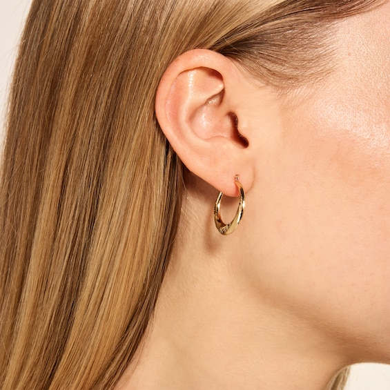 20mm Diamond-Cut Hoops in Hollow 10K Gold