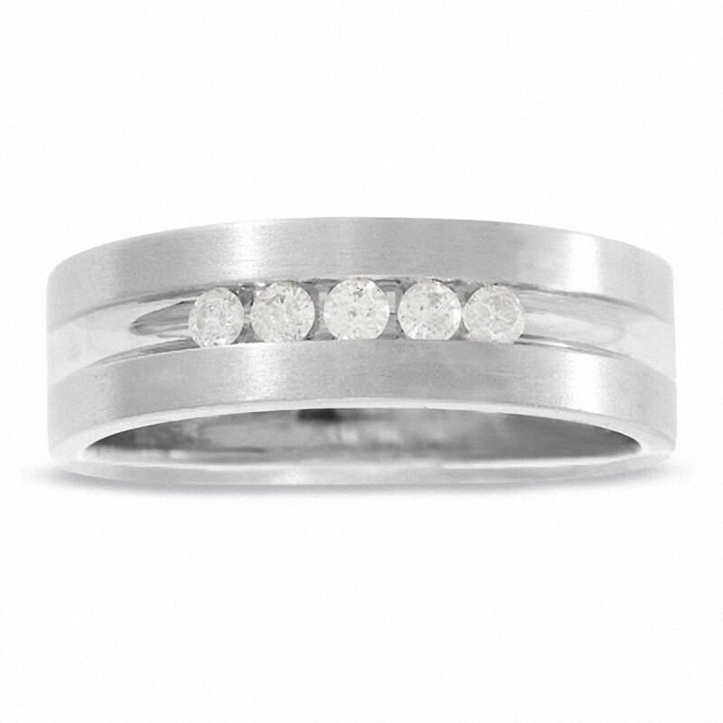 Main Image 1 of Previously Owned - 1/4 CT. T.W. Diamond Five Stone Band in 14K White Gold