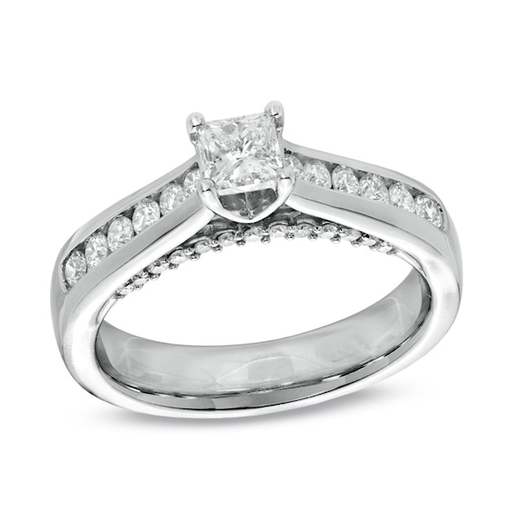 Previously Owned - 1-1/4 CT. T.w. Square-Cut Diamond Bridal Set in 14K White Gold
