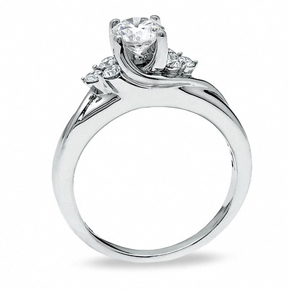 Previously Owned - 1 CT. T.w. Diamond Engagement Ring in 14K White Gold