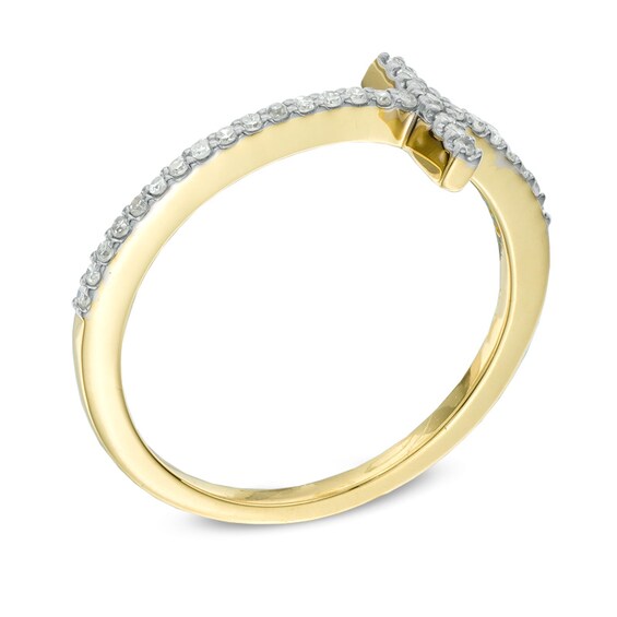 Previously Owned - 1/6 CT. T.w. Diamond Sideways Cross Ring in 10K Gold