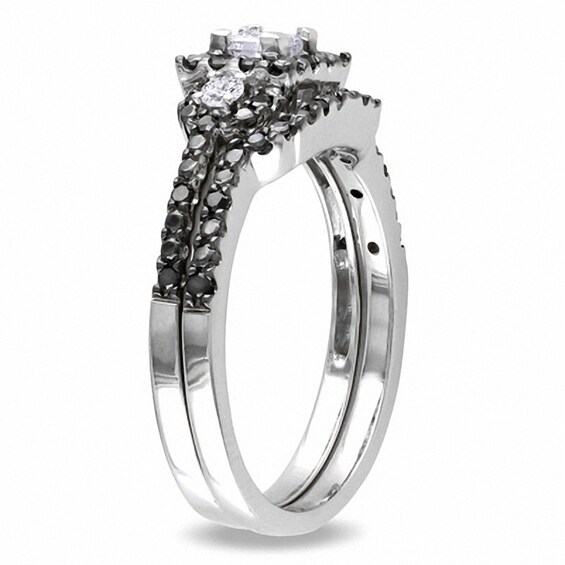 Previously Owned - 1/2 CT. T.w. Enhanced Black and White Princess-Cut Diamond Frame Bridal Set in 10K White Gold