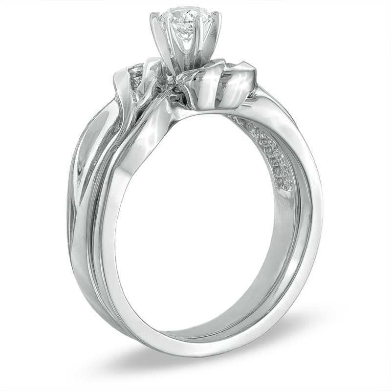 Main Image 2 of Previously Owned - 1/3 CT. T.W. Diamond Bridal Set in 10K White Gold