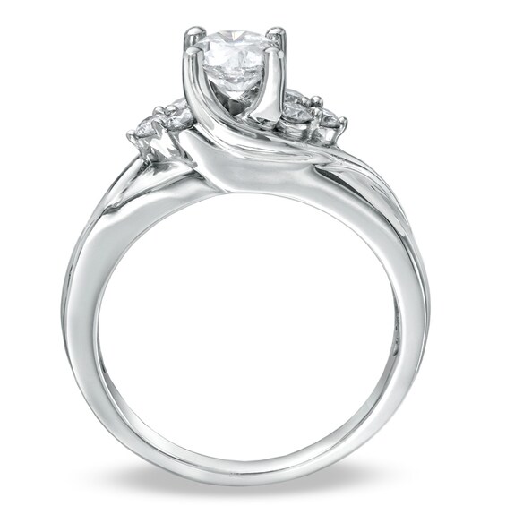 Previously Owned - 1 CT. T.w. Diamond Engagement Ring in 14K White Gold