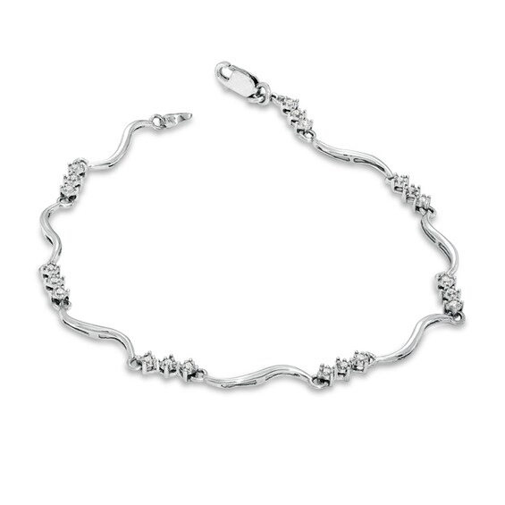 Previously Owned - Diamond Accent Triple Diamond Link Bracelet in 10K White Gold - 7.5"