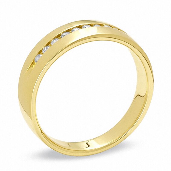 Previously Owned - 1/4 CT. T.w. Diamond Wedding Band in 14K Gold