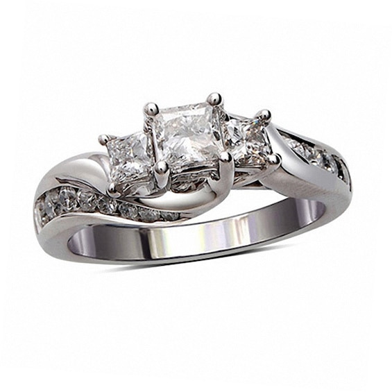 Previously Owned - 1 CT. T.w. Princess-Cut Diamond Three Stone Swirl Ring in 14K White Gold