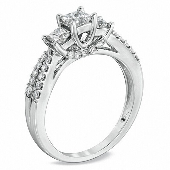 Previously Owned - 1 CT. T.w. Princess-Cut Diamond Three Stone Engagement Ring in 14K White Gold