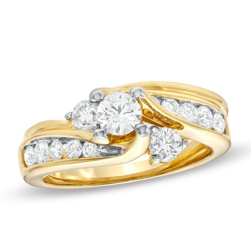 Main Image 1 of Previously Owned - 1 CT. T.W. Diamond Three Stone Swirl Bridal Set in 14K Gold