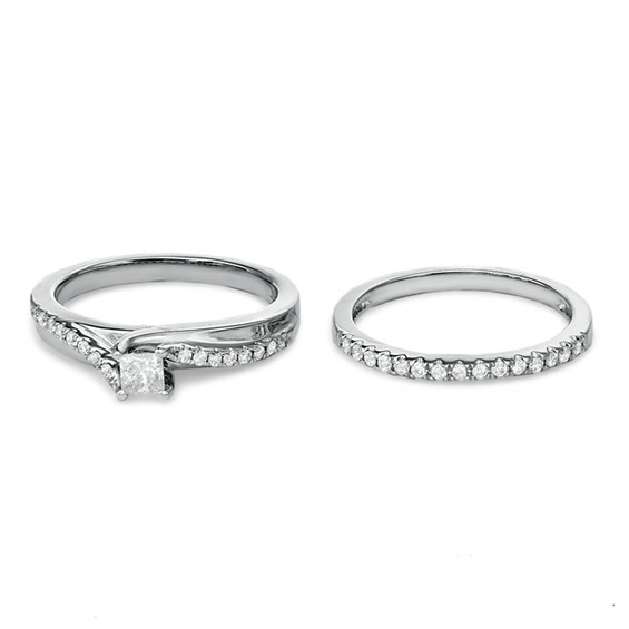Previously Owned - 1/2 CT. T.w. Princess-Cut Diamond Bridal Set in 14K White Gold