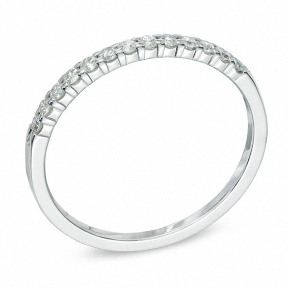 Previously Owned - 1/5 CT. T.w. Diamond Band in Sterling Silver