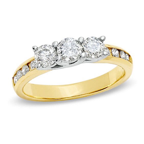 Previously Owned - 1 CT. T.w. Diamond Past Present FutureÂ® Engagement Ring in 10K Gold