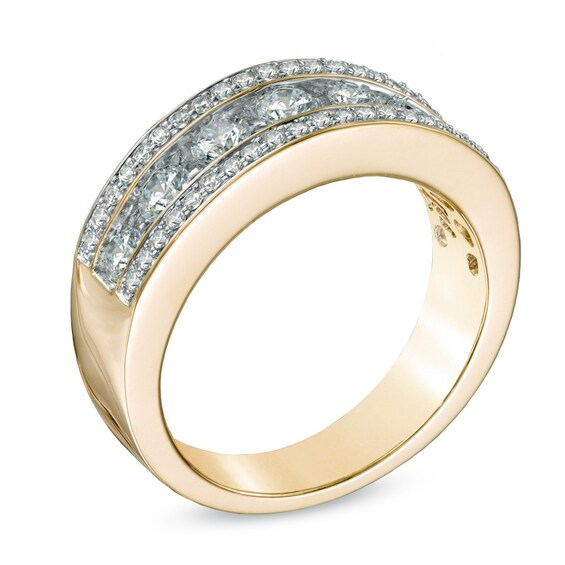 Previously Owned - 1 CT. T.w. Diamond Seven Stone Band in 14K Gold
