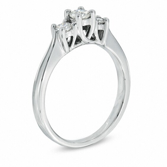 Previously Owned - 1/2 CT. T.w. Diamond Three Stone Ring in 14K White Gold (I/I2)