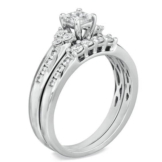 Previously Owned - 3/4 CT. T.w. Princess-Cut Diamond Bridal Set in 14K White Gold