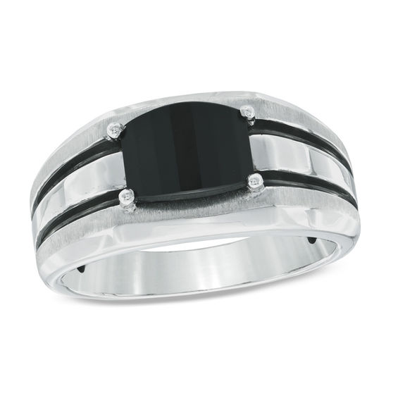 Previously Owned - Barrel-Cut Onyx Comfort Fit Ring in Sterling Silver